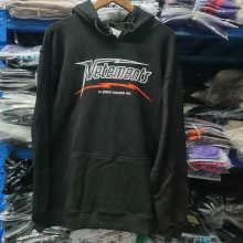 Vetements Hoodie — 9f9cf423
